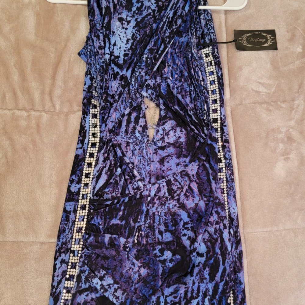 GORGEOUS DRESS - Picture 4 of 5